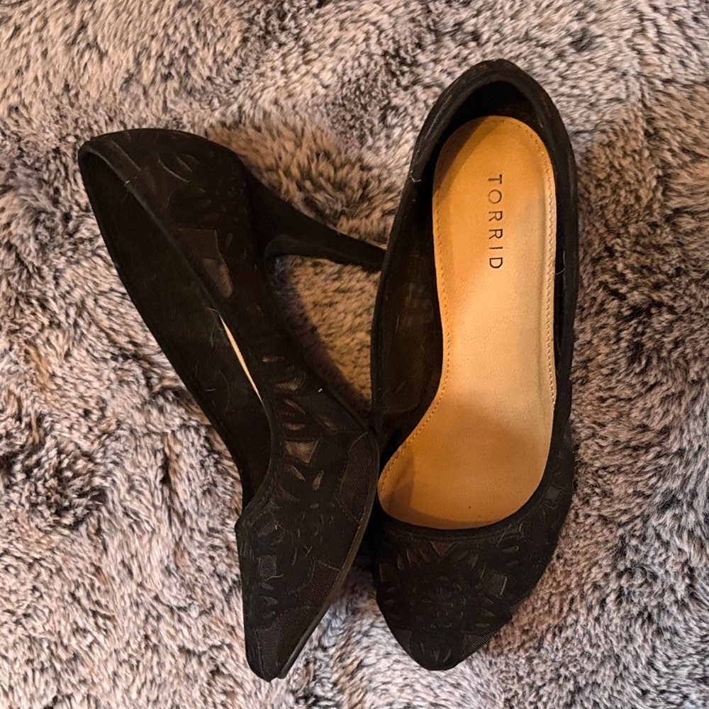 Torrid Black Pointed Toe Heels
